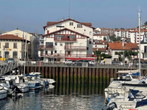 Grand T2 de charme Plages et commerces à pieds